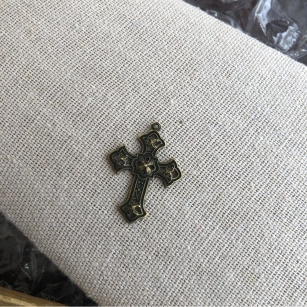 Vintage Cross Pendant